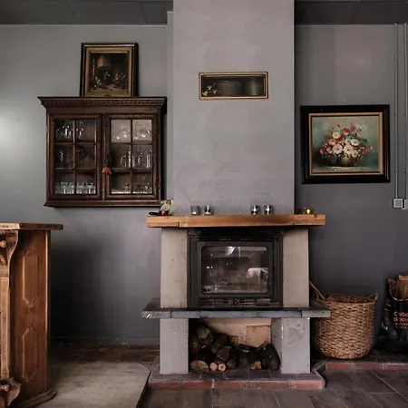 Maison Meuse * Waulsort